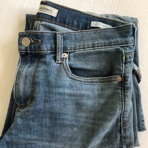 BANANA REPUBLIC | Straight Leg Denim Jean’s